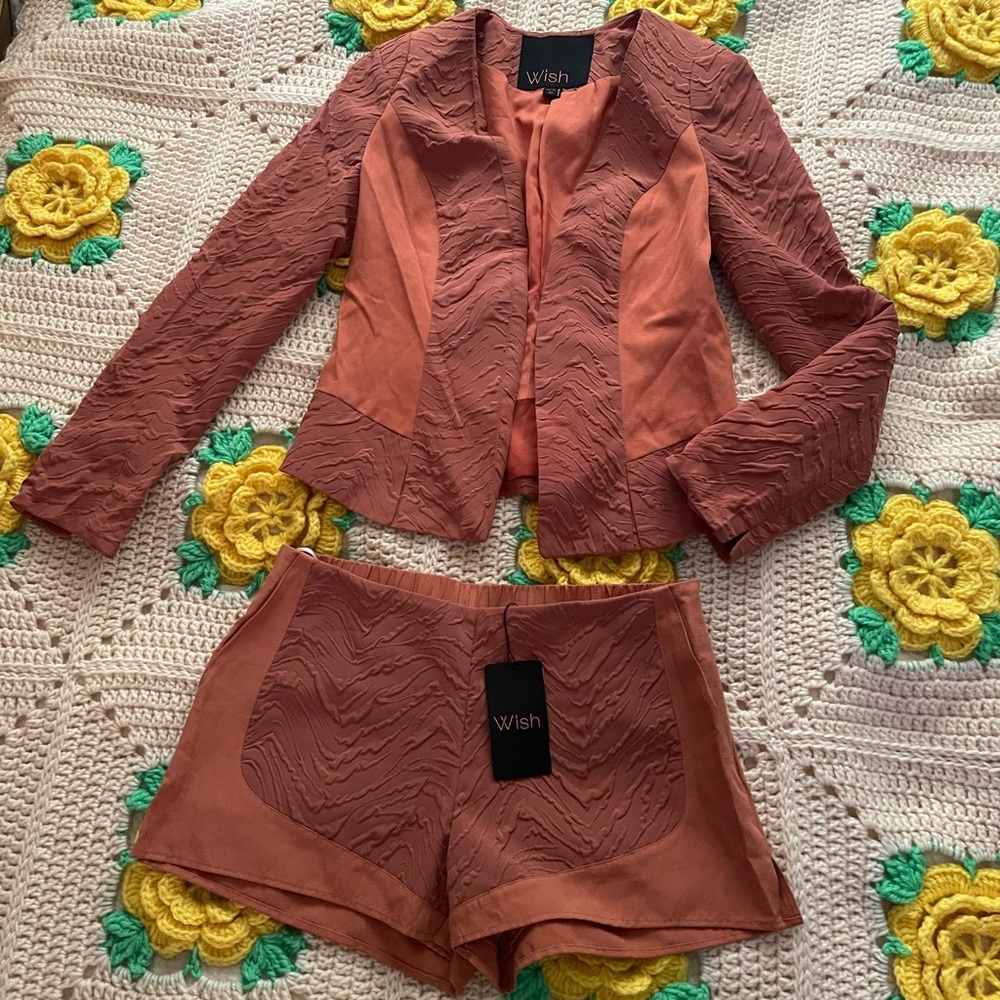 Wish Shorts And Blazer Set.